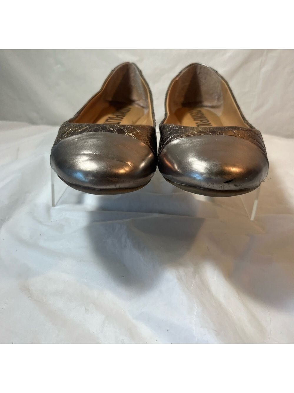 Cosmopolitan ballet flats size 8.5 pewter and bronze snake embossed
